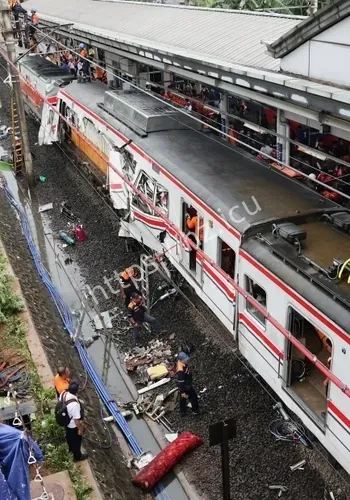 印尼列车碰撞事故已致事件